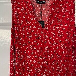 Karl Lagerfeld Red Floral V-Neck Sleeveless Blouse